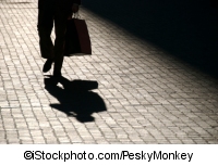 Schatten mit Tasche (©iStockphoto.com/PeskyMonkey)